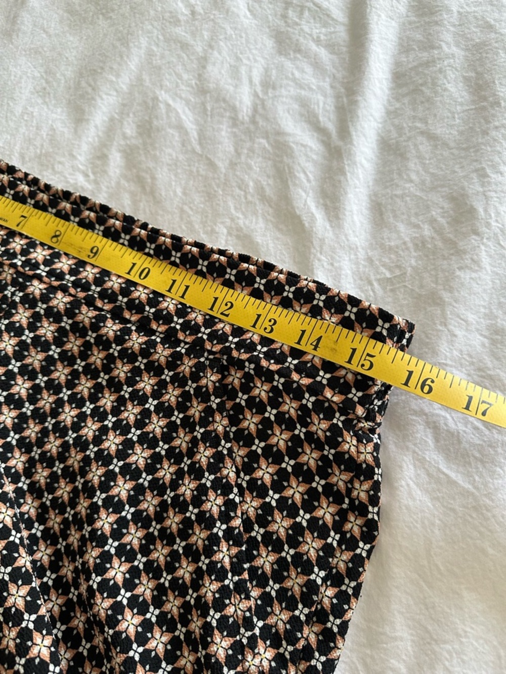 Max Studio Black & Cream Geometric Wide-Leg Pants, size large - Picture 13 of 14